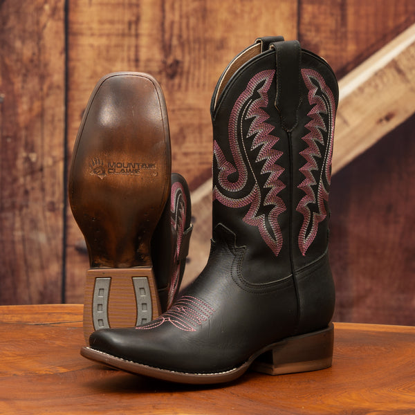 Mountain Filly™ Women's Boots In Black/Pink